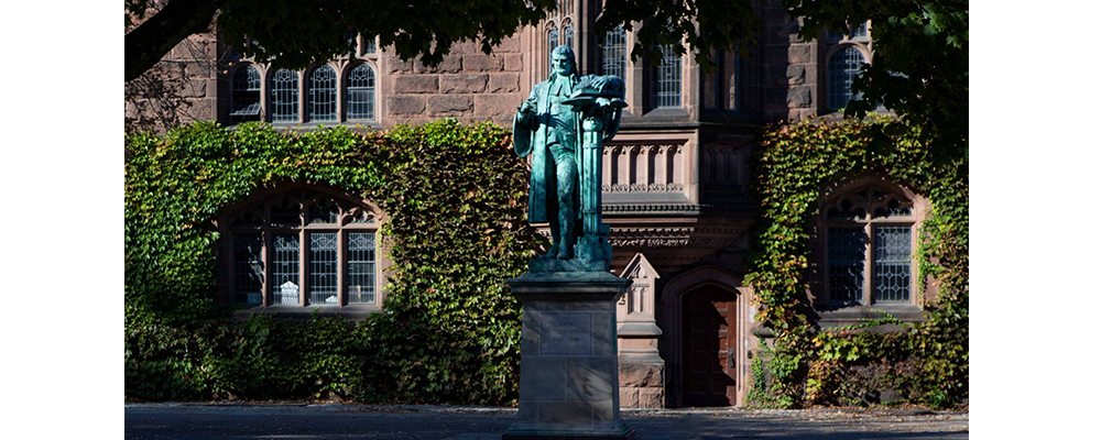 普林斯顿大学的校园雕像